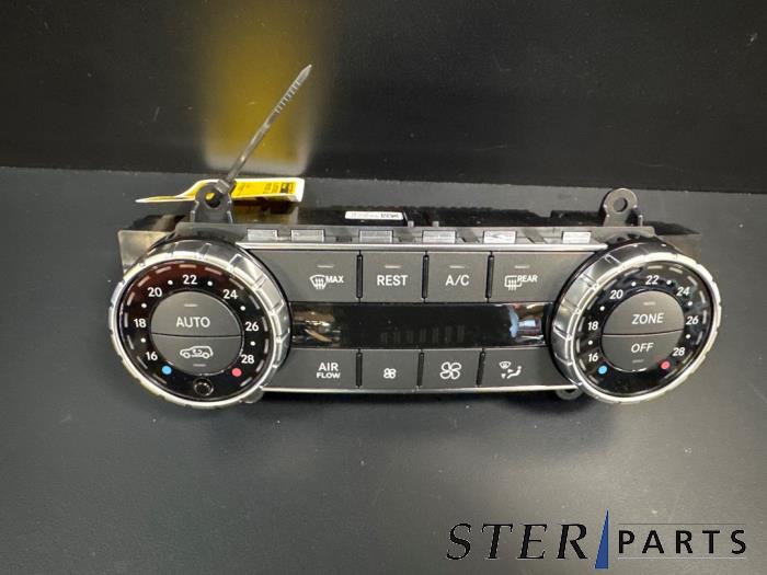 Begagnade Klimatpanel Mercedes GLE (W166) 250d 2.0 Pris € 241,40 Inklusive moms erbjuds av Sterparts Mercedes specialist