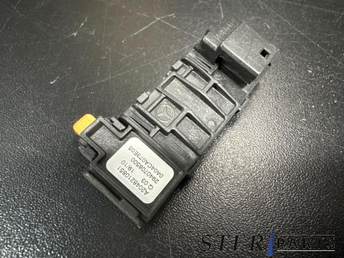 Begagnade Innetemperatursensor Mercedes C Estate (S204) 1.6 C-180K 16V BlueEfficiency Pris € 12,50 Marginaltabell erbjuds av Sterparts Mercedes specialist