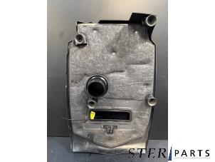 Abdeckblech Motor van een Mercedes-Benz C Estate (S205) C-350 e 2.0 16V 2016