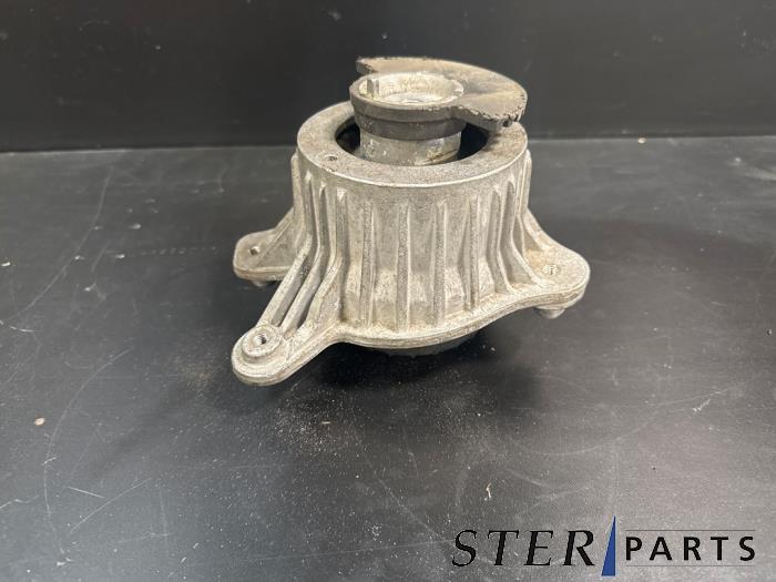Gebrauchte Motorlager Mercedes C Estate (S205) C-350 e 2.0 16V Preis € 14,95 Margenregelung angeboten von Sterparts Mercedes specialist