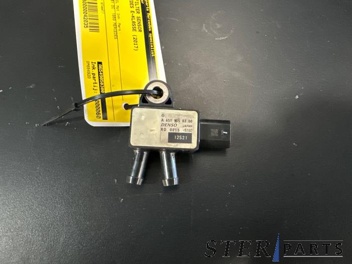 Begagnade Partikelfiltersensor Mercedes E Estate (S213) E-200d 2.0 Turbo 16V Pris € 24,95 Marginaltabell erbjuds av Sterparts Mercedes specialist