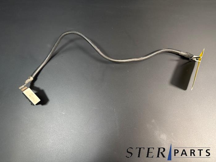 Begagnade Batterisensor Mercedes A (W176) 2.2 A-220 CDI 16V Pris € 44,95 Marginaltabell erbjuds av Sterparts Mercedes specialist
