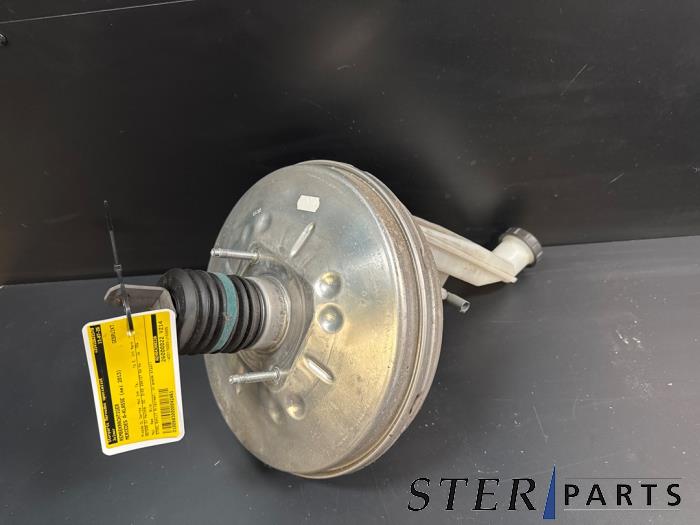 Usagé Servo frein Mercedes A (W176) 2.2 A-220 CDI 16V Prix € 24,95 Règlement à la marge proposé par Sterparts Mercedes specialist