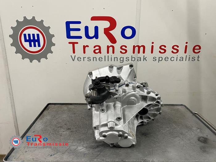 Gearbox from a Ford Focus 3 1.0 Ti-VCT EcoBoost 12V 100 2014