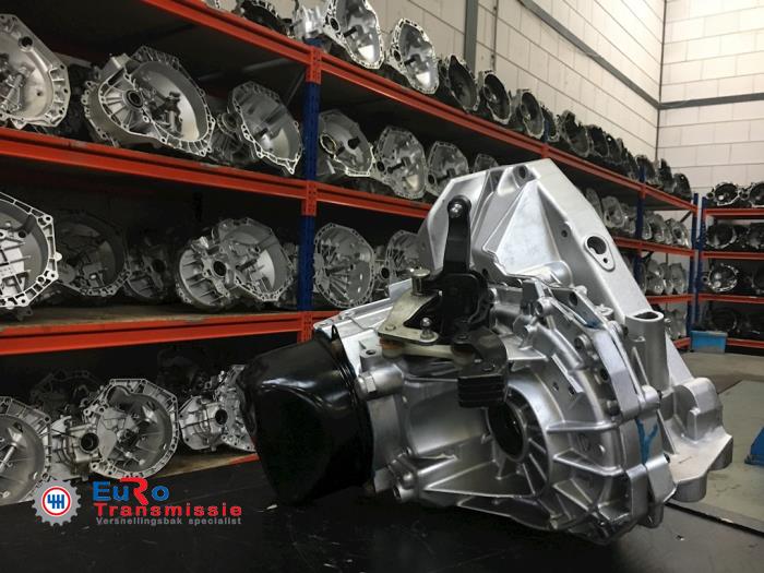 Gearbox from a Renault Clio IV (5R) 1.5 dCi 90 FAP 2016