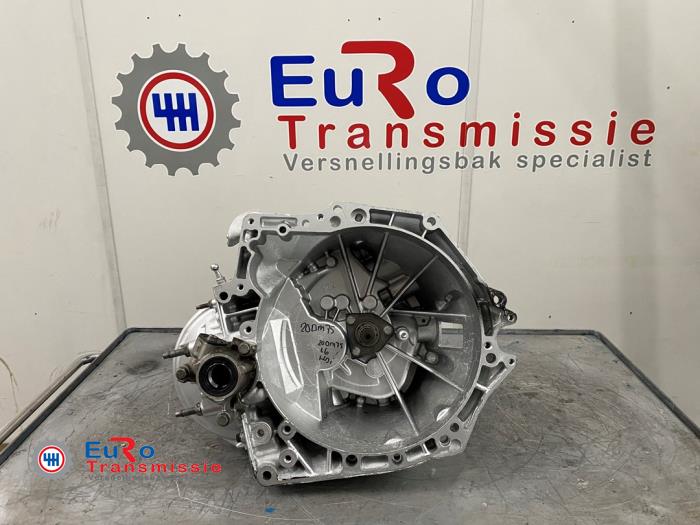 Gearbox from a Peugeot 308 (4A/C) 1.6 HDi 16V FAP 2013