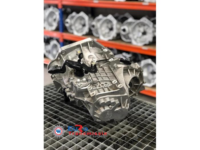 Gearbox from a Hyundai i10 (B5) 1.2 16V 2018