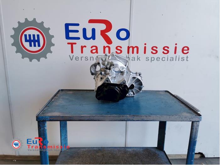 Gearbox from a Audi A1 (8X1/8XK) 1.0 TFSI 12V 2015