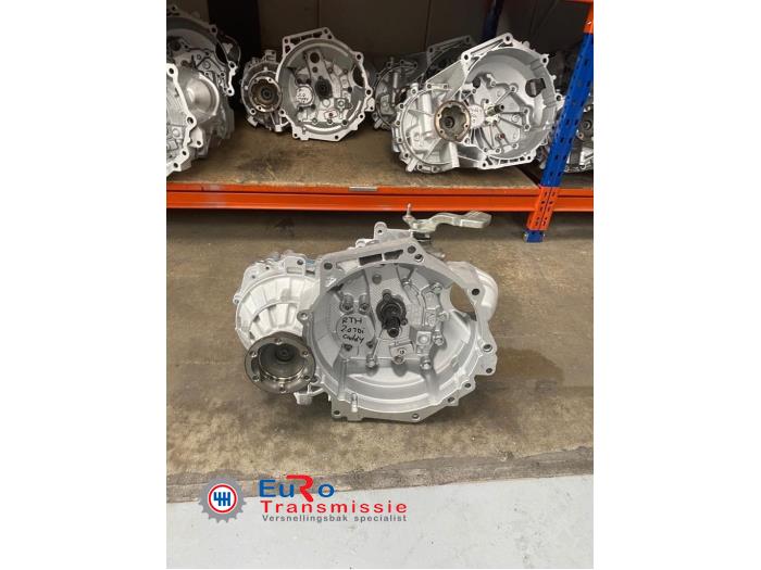 Gearbox from a Volkswagen Caddy Alltrack Combi 2.0 TDI 102 2016
