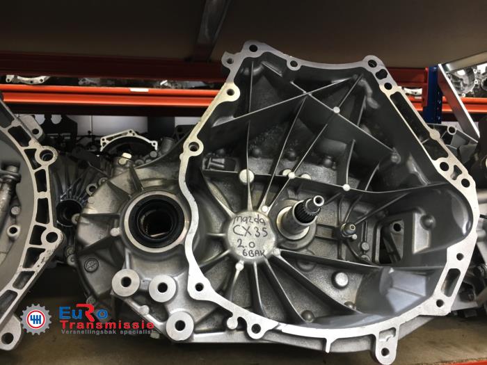 Getriebe van een Mazda CX-5 (KE,GH) 2.0 SkyActiv-G 165 16V 2WD 2015
