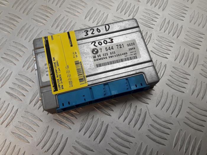 Used Automatic gearbox computer BMW 3 serie (E46/4) 320d 16V Price € 50,00 Margin scheme offered by Bentie's autodemontage