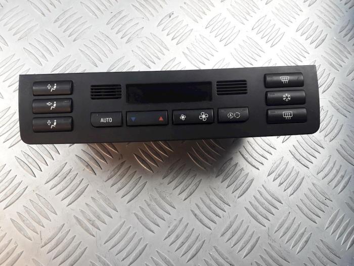Używane Panel climatronic BMW 3 serie (E46/2) 316 Ci Cena € 25,00 Procedura marży oferowane przez Bentie's autodemontage