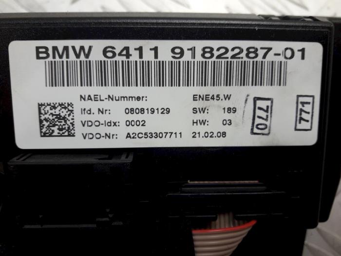 Panel Climatronic de un BMW 3 serie (E90) 330i 24V 2011