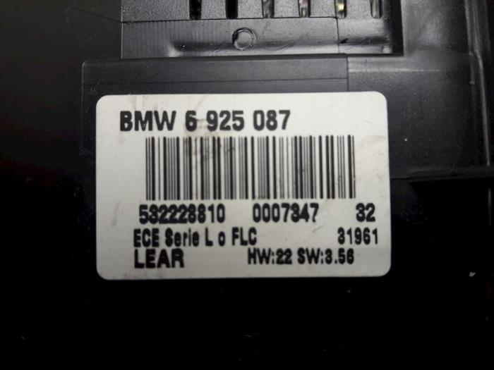 Commodo phare d'un BMW 3 serie (E46/4) 318i 1999