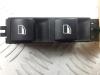 Electric window switch from a BMW 3 serie (E46/4), 1997 / 2005 320i 24V, Saloon, 4-dr, Petrol, 1.991cc, 110kW (150pk), RWD, M52B20; 206S4, 1998-03 / 2000-09, AM11; AM12; AN11; AN12 1999