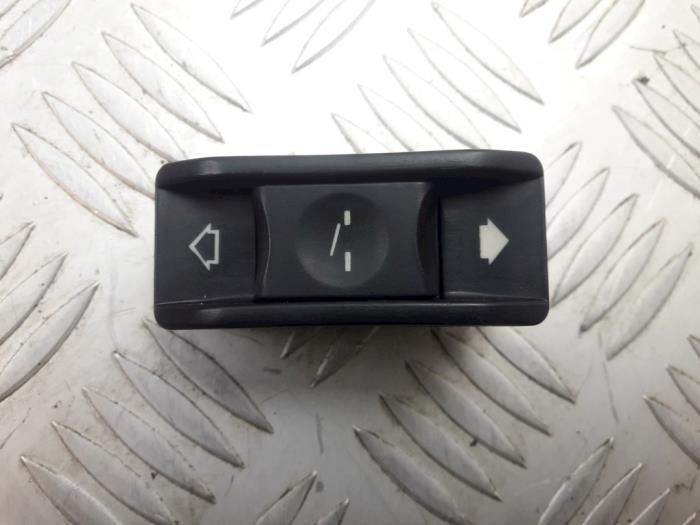 Sunroof switch