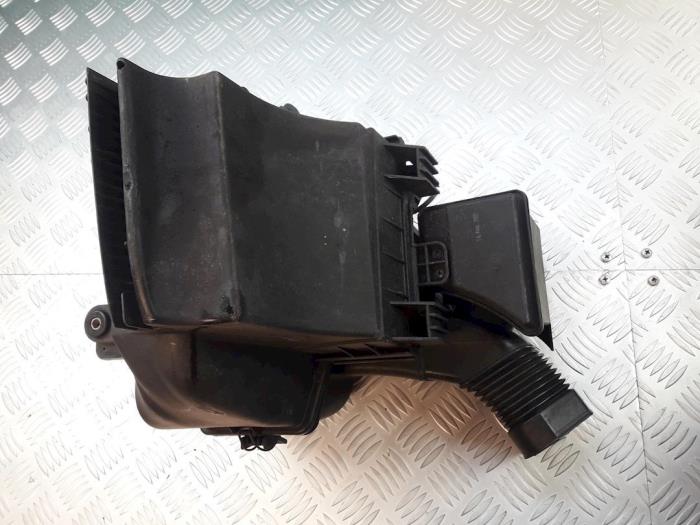 Gebrauchte Luftfiltergehäuse BMW 3 serie (E46/4) 318i Preis € 35,00 Margenregelung angeboten von Bentie's autodemontage