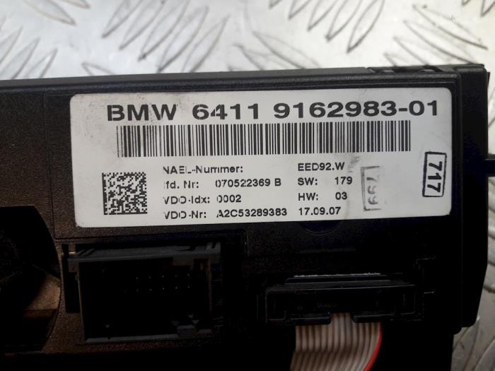 Climatronic Panel van een BMW 1 serie (E81) 123d 16V . 2007