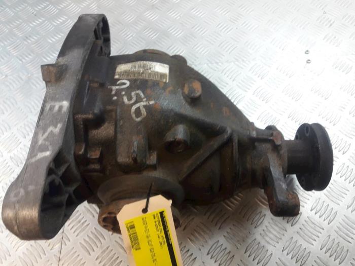 Used Rear differential BMW 5 serie (E39) 520d 16V Price € 150,00 Margin scheme offered by Bentie's autodemontage