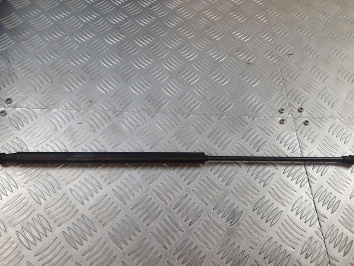 Rear gas strut, left from a BMW 3 serie (E93) 320d 16V 2009