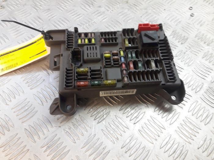 Fuse box BMW X5 3.0d 24V - 6931687 bmw - Bentie's autodemontage