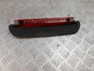 Begagnade Tredje bromsljus BMW 3 serie (E90) 318d 16V Pris € 30,00 Marginaltabell erbjuds av Bentie's autodemontage