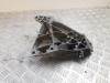 Engine mount from a BMW 3 serie (E90) 320d 16V 2006