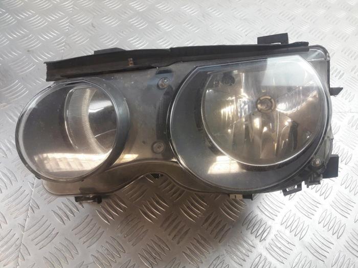 Headlight, left from a BMW 3 serie Compact (E46/5) 316ti 16V 2002
