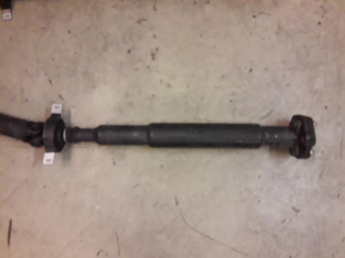 Intermediate shaft from a BMW 3 serie Touring (F31) 320d 2.0 16V 2015