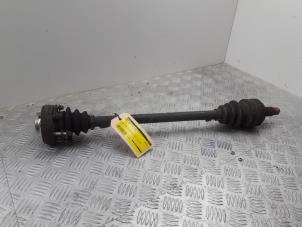 Used Drive shaft, rear right BMW 1 serie (E87/87N) 118i 16V Price € 50,00 Margin scheme offered by Bentie's autodemontage