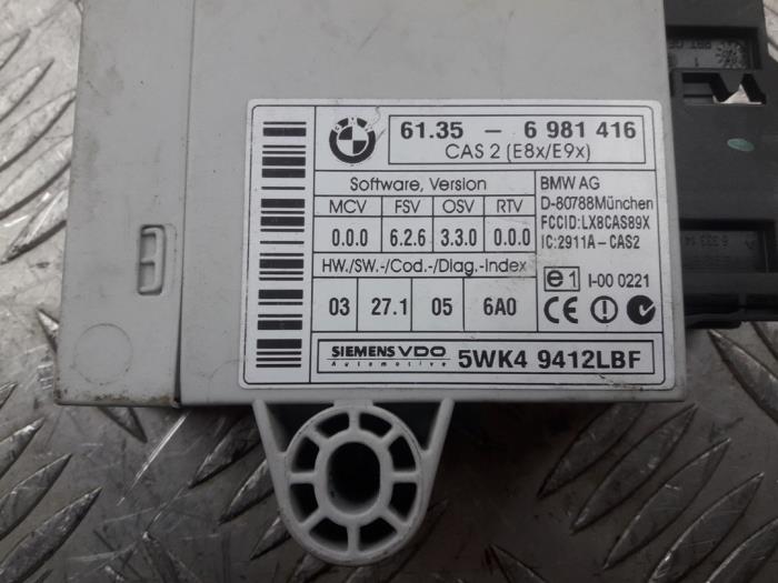 Comfort Module from a BMW 3 serie (E90) 320i 16V 2010