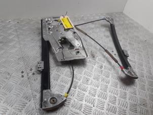 Used Window mechanism 4-door, front right BMW 5 serie Touring (E39) 523i 24V Price € 25,00 Margin scheme offered by Bentie's autodemontage