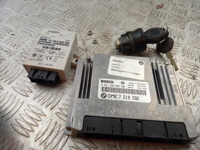Used Ignition lock + computer BMW 3 serie (E46/4) 318d 16V Price € 150,00 Margin scheme offered by Bentie's autodemontage