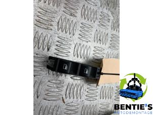 Usados Interruptor de ventanilla eléctrica BMW 3 serie (E46/2) 320 Ci 24V Precio € 15,00 Norma de margen ofrecido por Bentie's autodemontage
