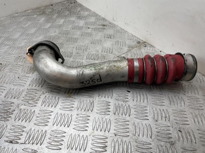 Turbo pipe from a BMW 3 serie Touring (E91) 325d 24V 2007