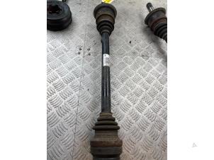 Used Drive shaft, rear left BMW 5 serie Touring (F11) 520d 16V Price € 100,00 Margin scheme offered by Bentie's autodemontage
