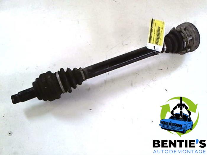 Drive shaft, rear left from a BMW 3 serie (E92) 328i 24V 2007