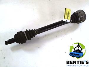Used Drive shaft, rear left BMW 3 serie (E92) 328i 24V Price € 60,00 Margin scheme offered by Bentie's autodemontage