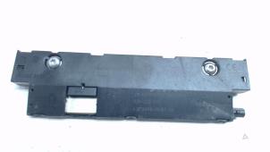 Used Antenna Amplifier BMW 5 serie Touring (F11) 520d 16V Price € 75,00 Margin scheme offered by Bentie's autodemontage