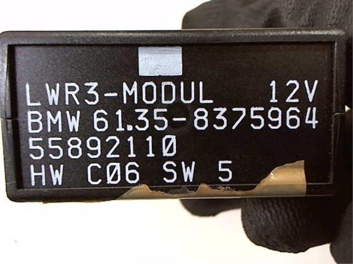 Ordinateur éclairage d'un BMW 7 serie (E38) 728iA,iA Executive 24V 1997