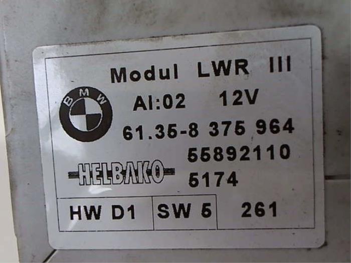 Steuergerät Beleuchtung van een BMW X5 (E53) 3.0 24V 2001