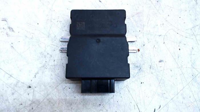 Usagé Module pompe carburant BMW 1 serie (F20) 116d 1.5 12V TwinPower Prix € 50,00 Règlement à la marge proposé par Bentie's autodemontage