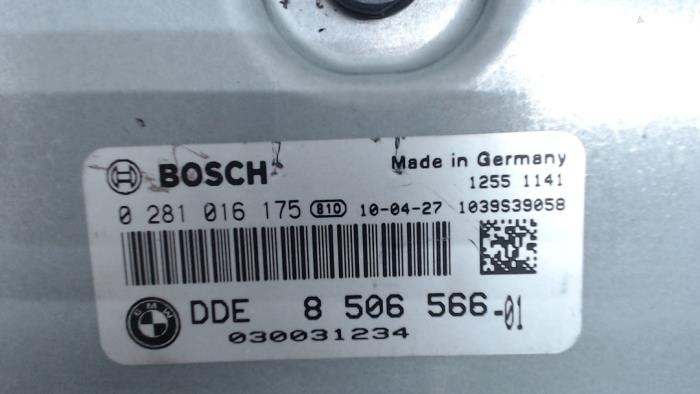 Ordinateur gestion moteur d'un BMW 3 serie (E90) 320d 16V Corporate Lease 2010