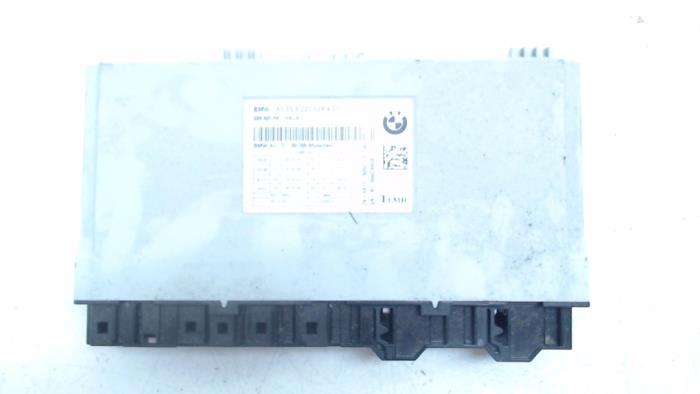 Używane Rózne BMW 5 serie (F10) 530d 24V Cena € 75,00 Procedura marży oferowane przez Bentie's autodemontage