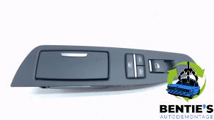 Używane Przelacznik elektrycznej szyby BMW 7 serie (F01/02/03/04) 740i,Li 24V Cena € 25,00 Procedura marży oferowane przez Bentie's autodemontage