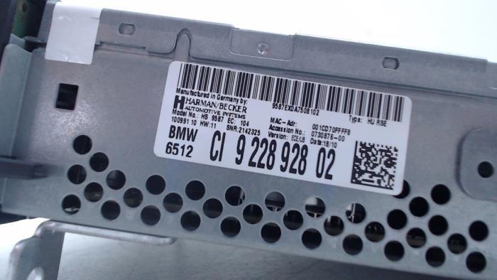 Reproductor de DVD (varios) de un BMW 5 serie (F10) 530d 24V 2010