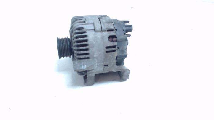 Begagnade Dynamo BMW 5 serie (E60) M5 V10 40V Pris € 150,00 Marginaltabell erbjuds av Bentie's autodemontage