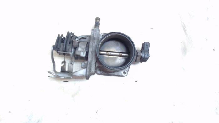 Throttle body from a BMW 5 serie (E39) 523i 24V 1998