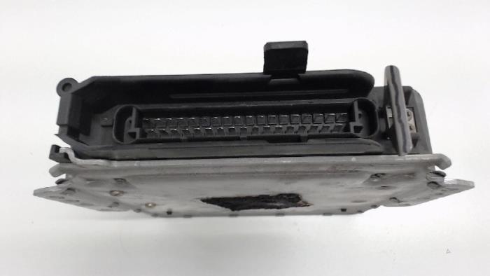 Ordenadores de inyección de un BMW 3 serie (E30/2) (E30/4) 316i 1989