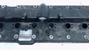 Ventildeckel van een BMW 7 serie (E65/E66/E67) 760i,Li 6.0 V12 48V 2003